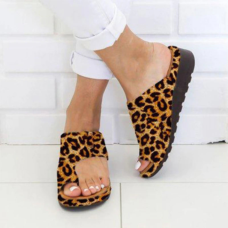 Dorinda Castlemore | Wedge Toe-Loop Slide Sandals For Women