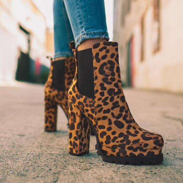 Clarissa Dunholme | Black Platform Chelsea Ankle Boots For Women