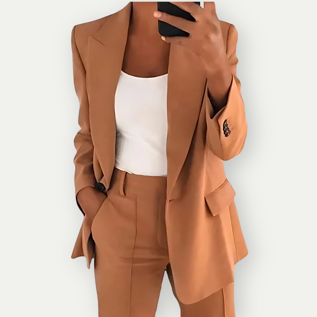 Arabella Stonewick | Tailored Navy Blazer & Trouser Suit Set For Women