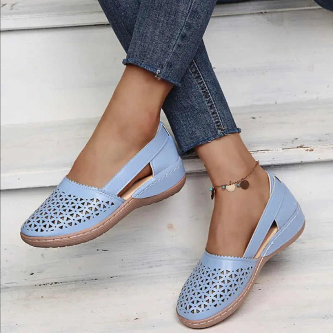 Rosalind Fairgrove | Breathable Slip-On Flats For Women