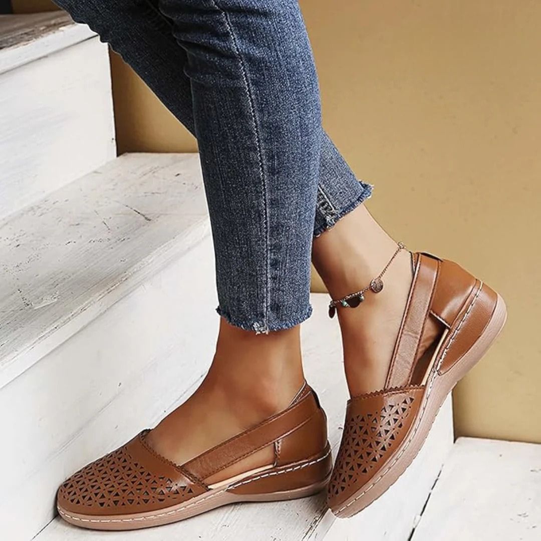 Rosalind Fairgrove | Breathable Slip-On Flats For Women