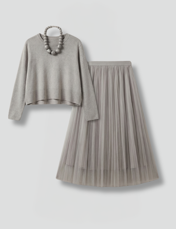 Women_sLayeredDresswithRoundNeckandPleatedSkirt_1.png
