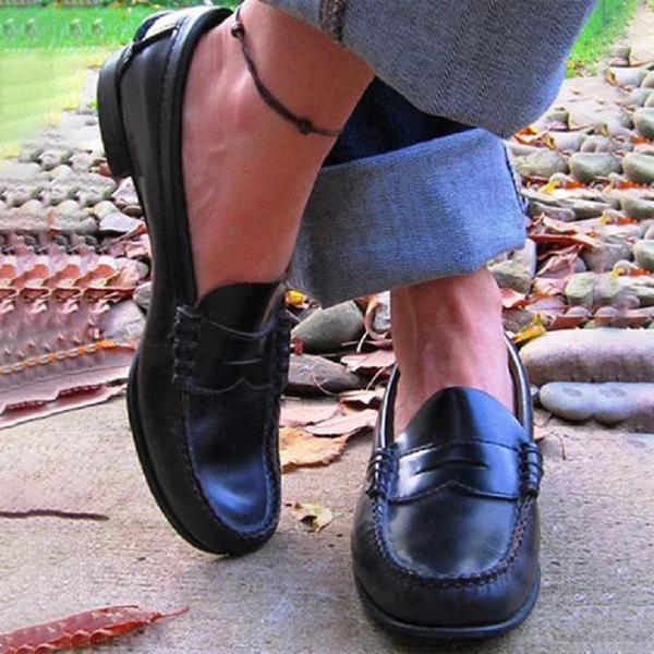 Henrietta Dunloch | Classic Leather Slip-On Loafers For Women