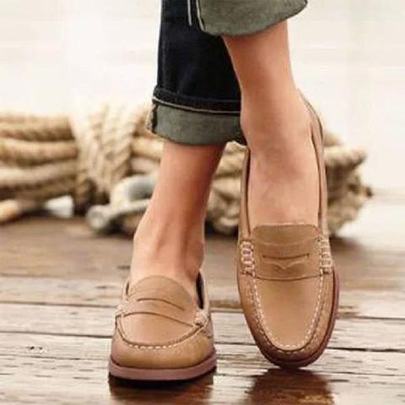 Henrietta Dunloch | Classic Leather Slip-On Loafers For Women