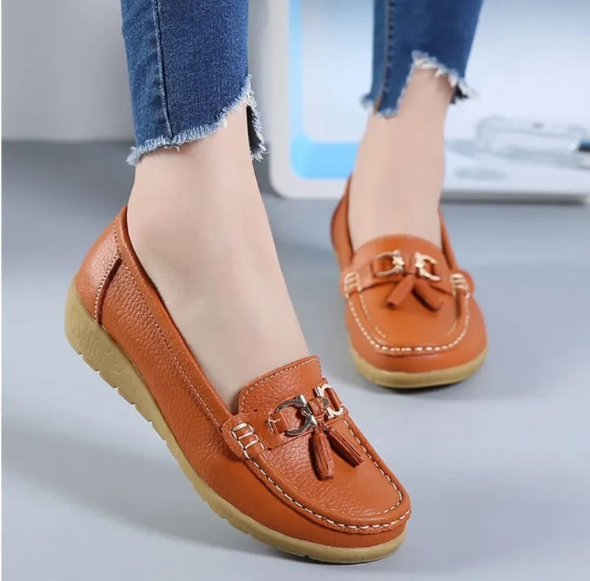 Harriet Collingdale | Classic Tassel Loafer Flat For Women