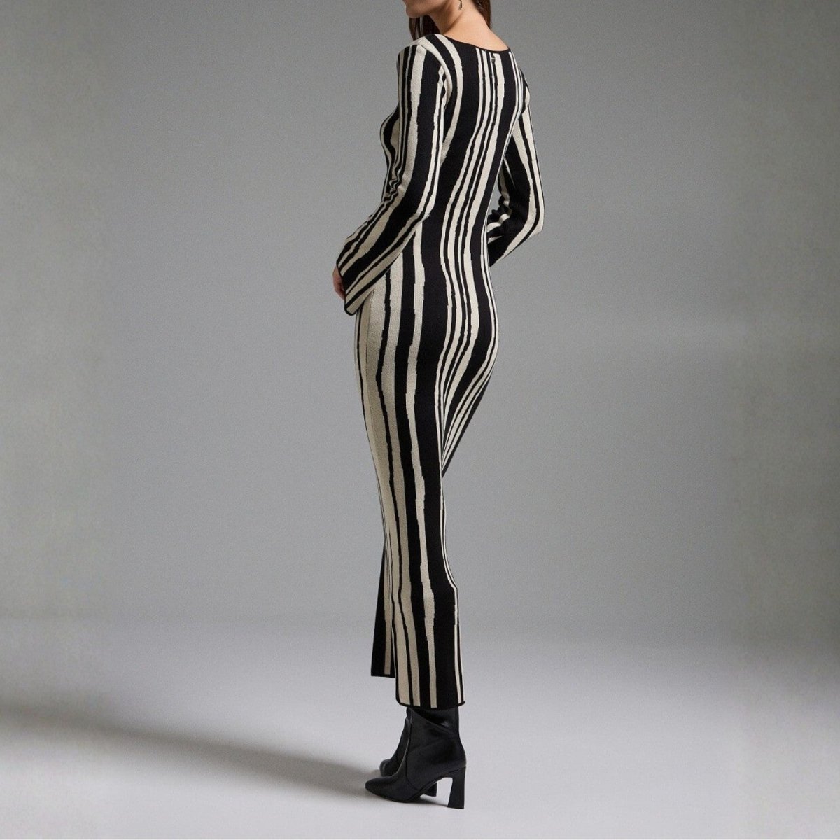 Diana Colmere | Long Sleeve Zigzag Knit Maxi Dress For Women