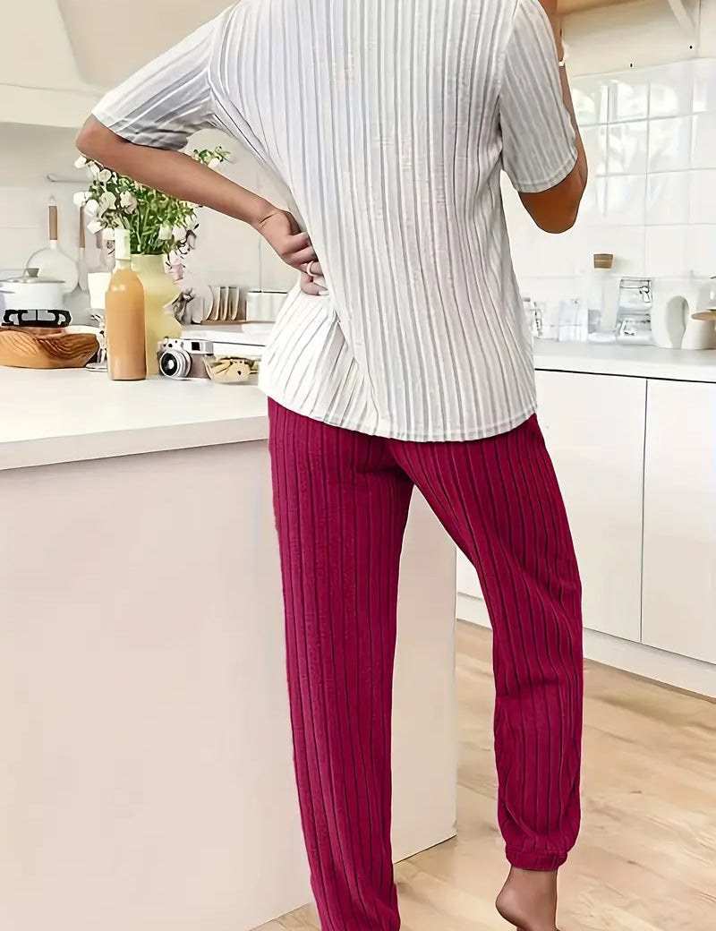 womens-pyjamas-with-heart-print-top-pants-two-piece-8.webp